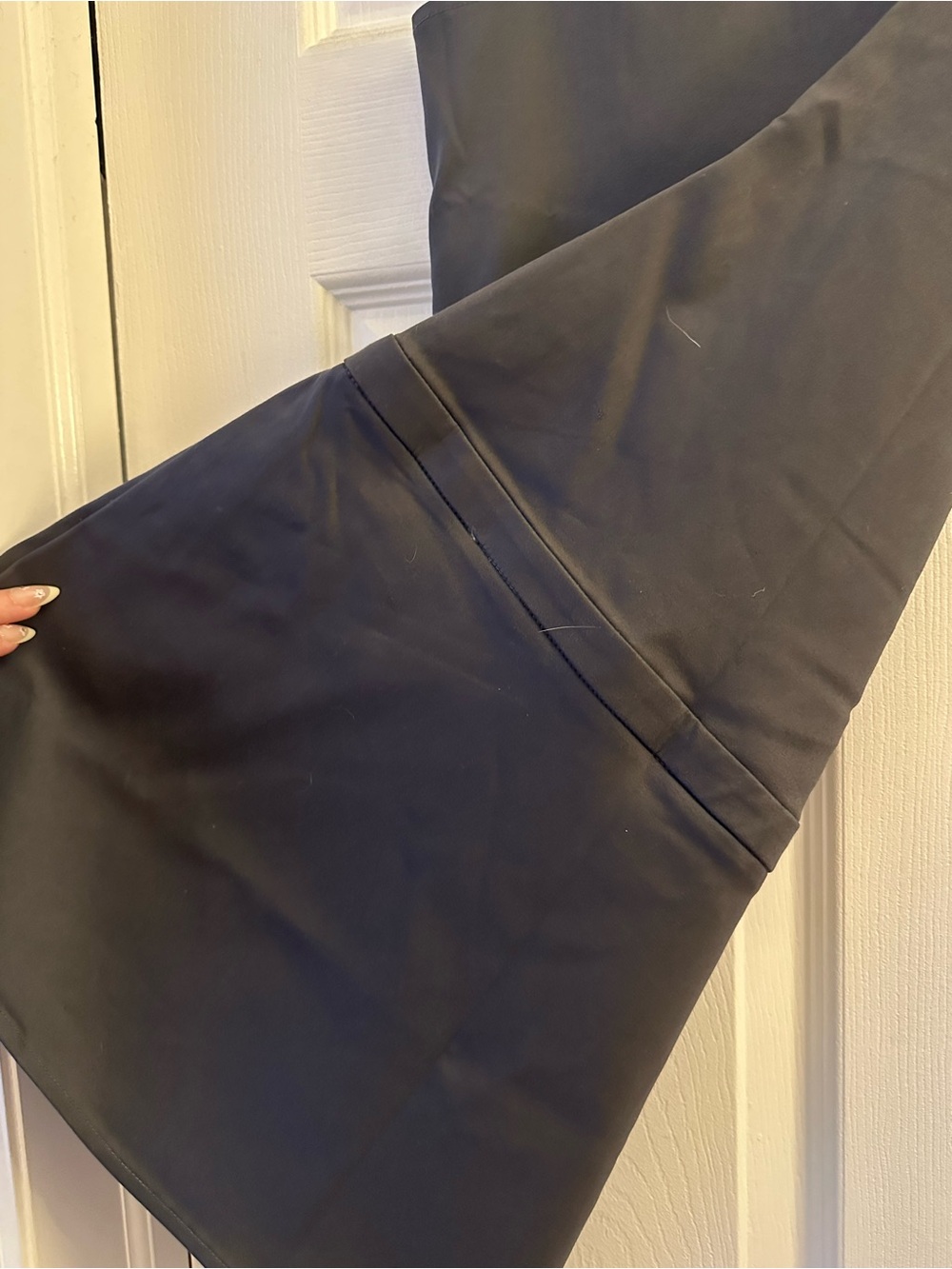 Sleeveless Black Mini Dress with Snap-Button Detail - Picture 4 of 5